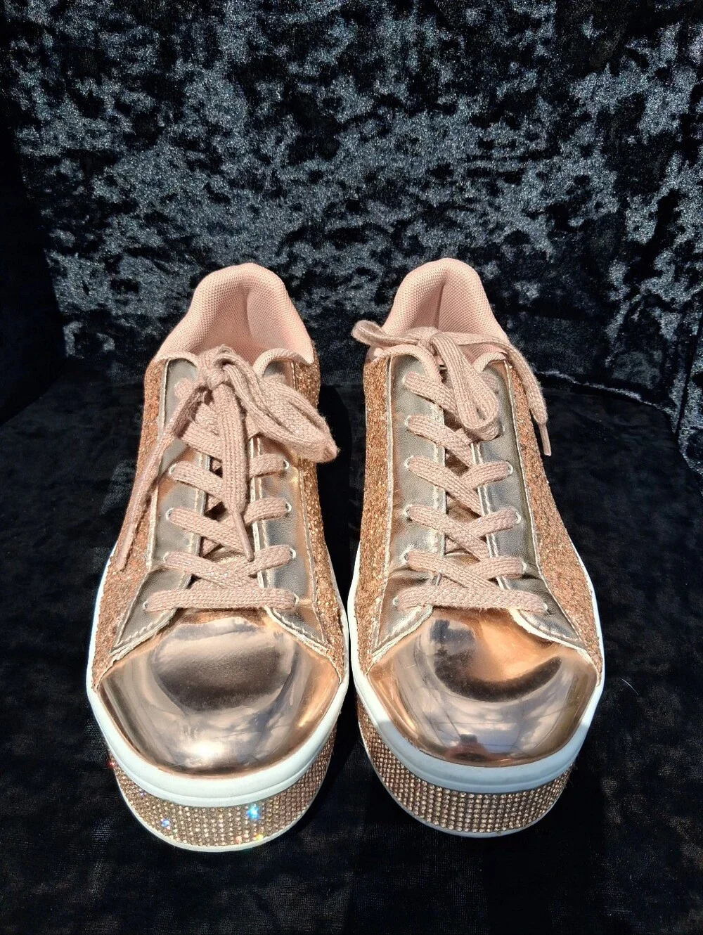 Uubaris Sparkling Glitter Rose Gold Lace Up Fashion Sneakers Size 7.5